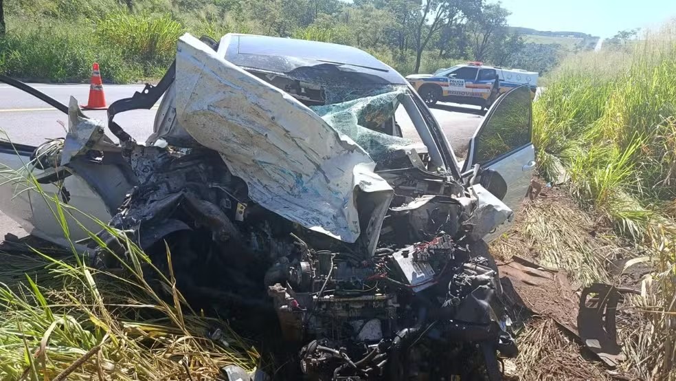 Mãe e filha que morreram em batida na MGC-497 voltavam do velório 