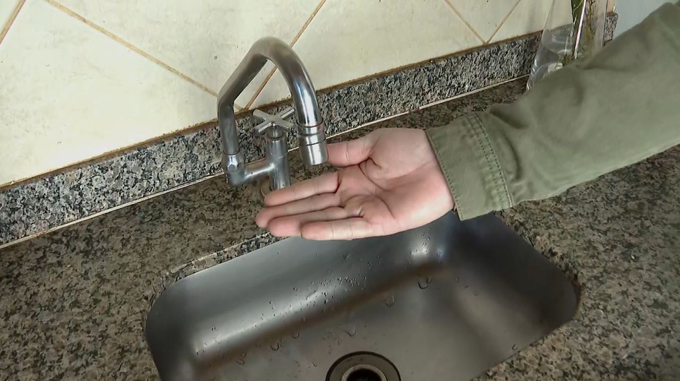 Cinco cidades ficam sem abastecimento de água após furto de cabos elétricos de estação elevatória — Foto: Aurélio Sal/EPTV