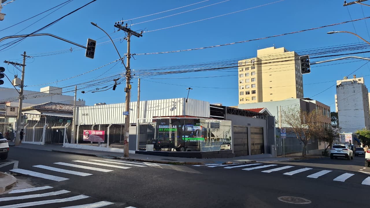 Prefeitura implanta dois novos semáforos na região central de Araraquara