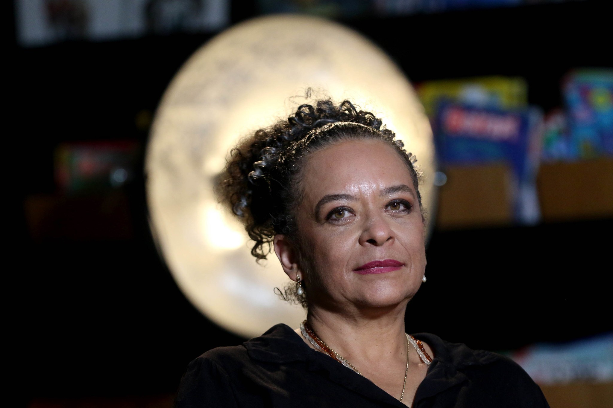 Ana Maria Gonçalves, a 1ª mulher negra na ABL - O Assunto #1590