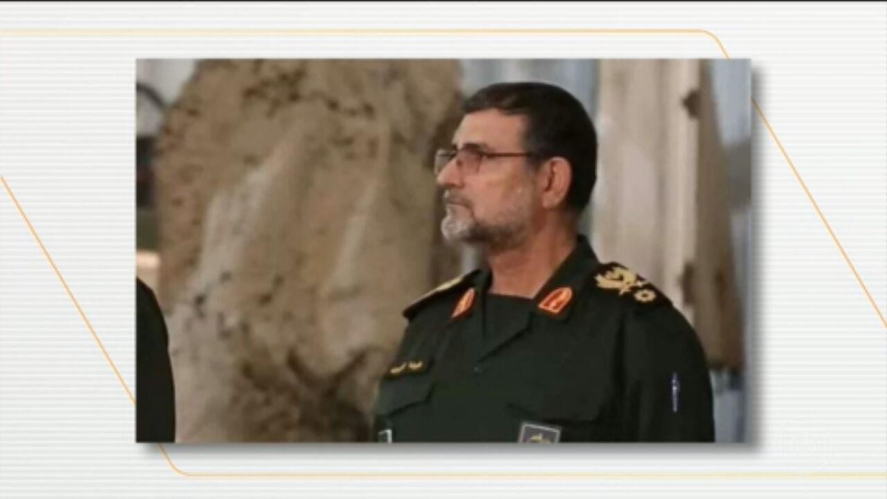 Irã confirma morte de comandante responsável por fechar o Estreito de Ormuz