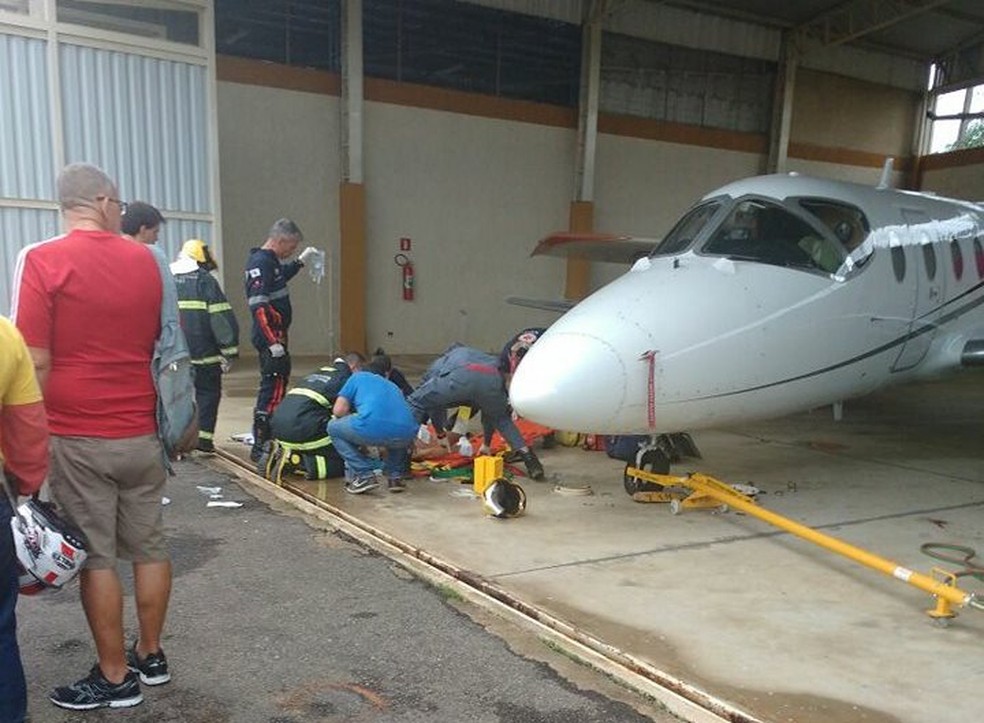 GloboNews - AO VIVO: Explosões deixam vítimas no aeroporto