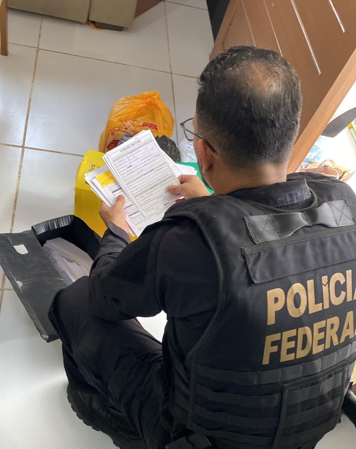 Agentes da PF suspeitos de contrabando são vigiados com tornozeleiras