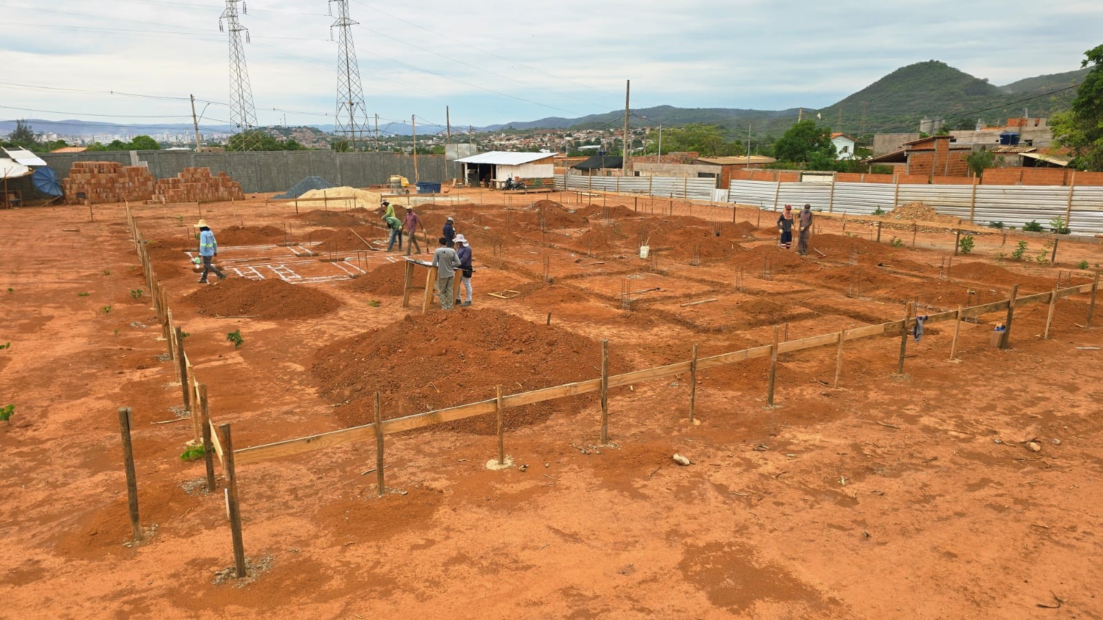 Prefeitura de Montes Claros constrói posto de saúde na Vila Castelo Branco