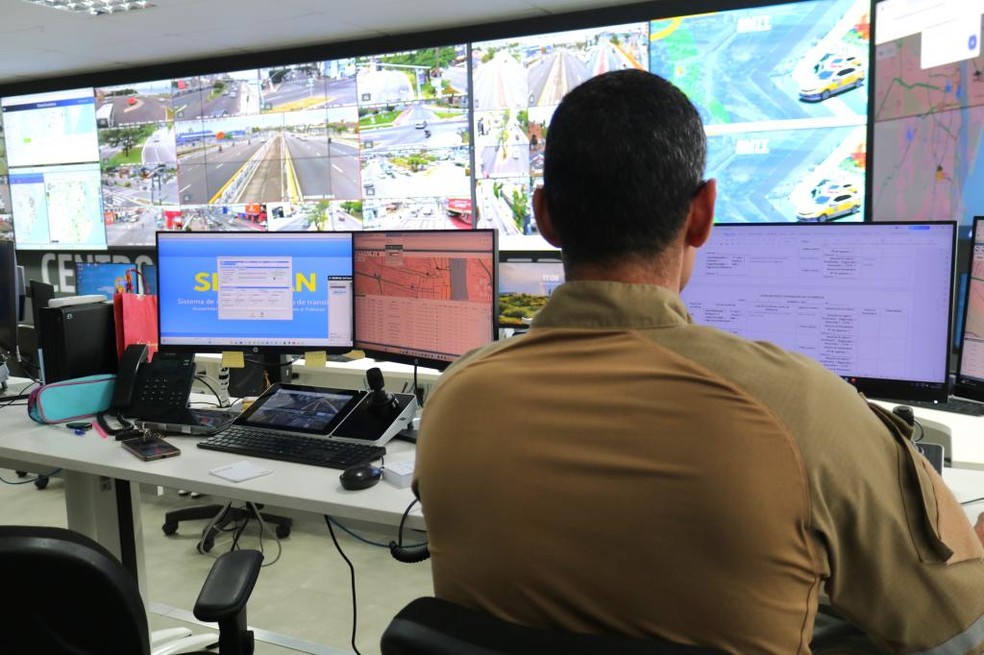 Centro de Controle Operacional (CCO) da SMTT — Foto: Ascom/SMTT