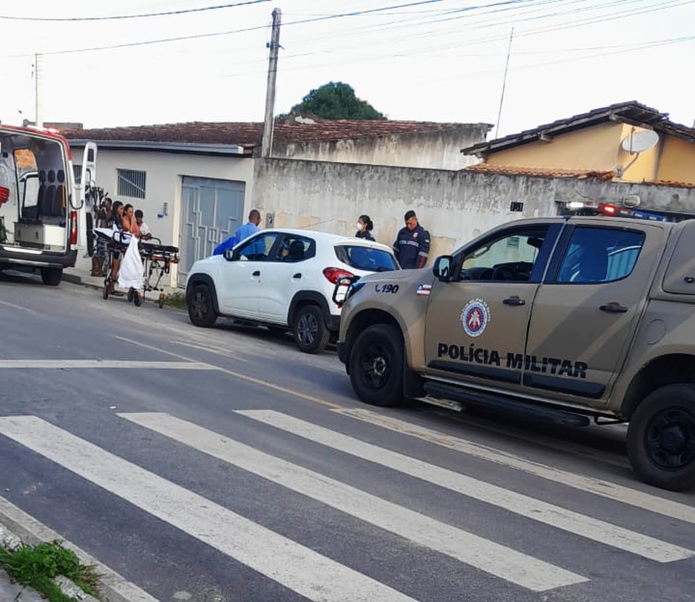 Menina de 4 anos morre após ser esquecida dentro de carro na cidade de Alagoinhas, no interior da Bahia — Foto: Redes Sociais