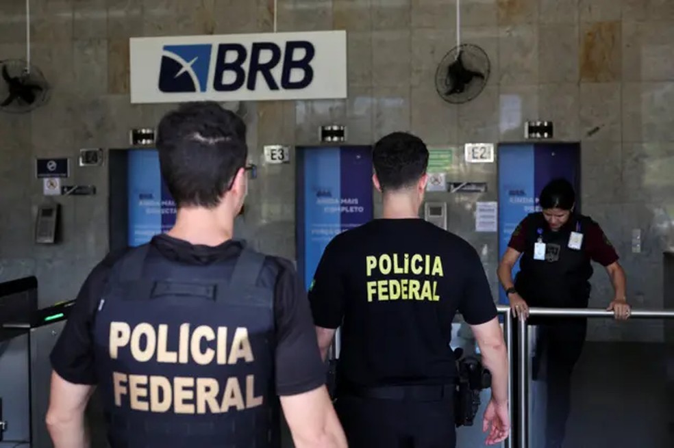 Operações bilionárias entre BRB e Master estão sendo investigadas — Foto: Reuters via BBC