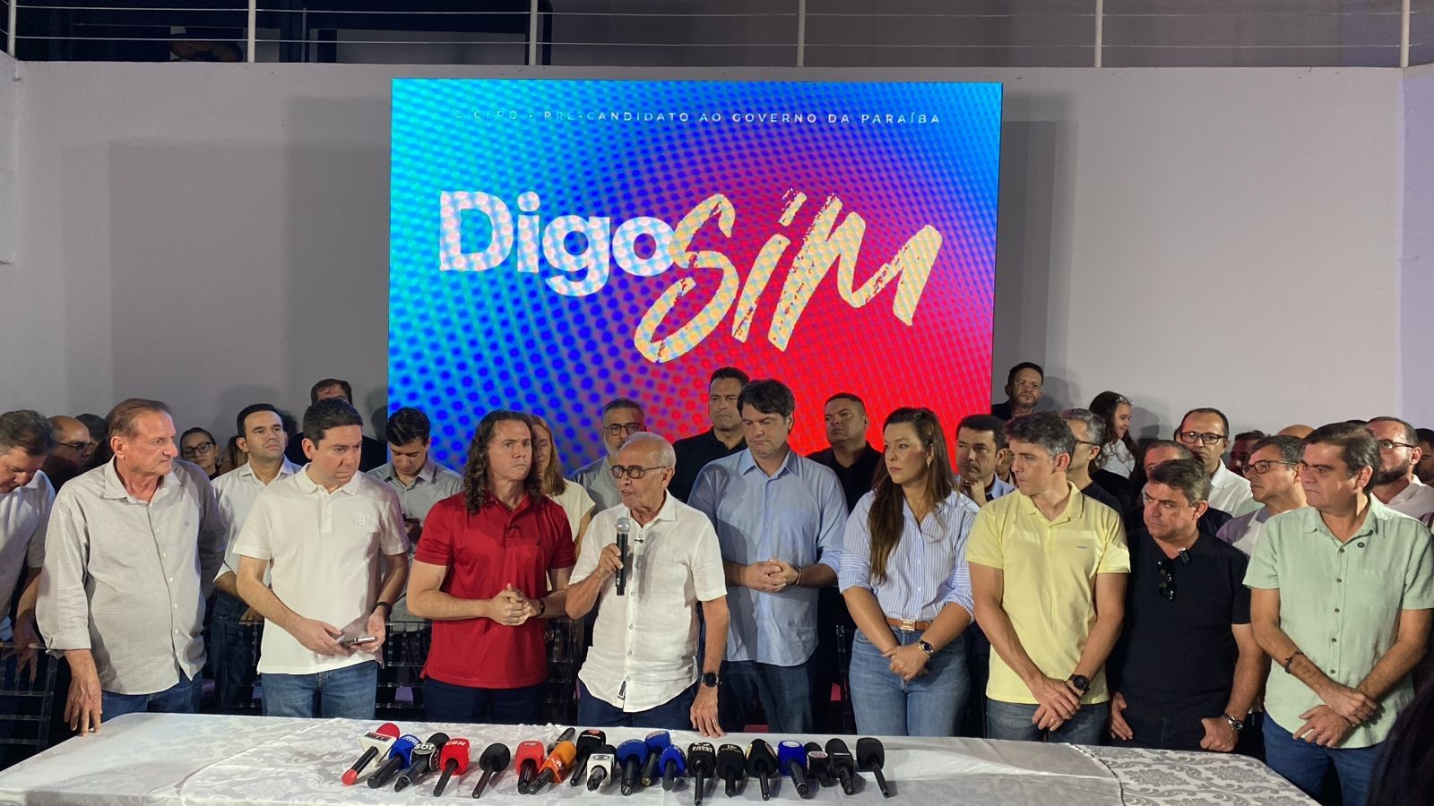 Renúncia de Cícero Lucena antecipa disputa pelo governo da Paraíba e espelha tendência nacional