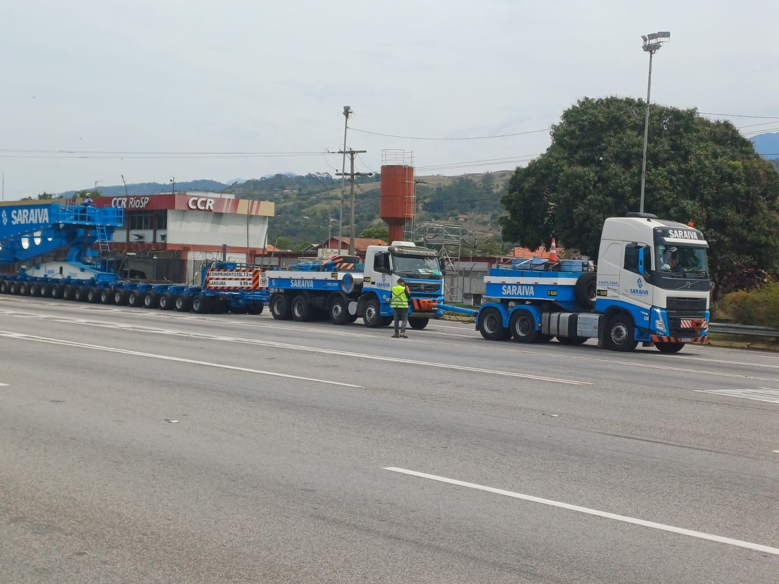 Veja a programação do deslocamento da segunda carga superdimensionada a passar pelo RJ