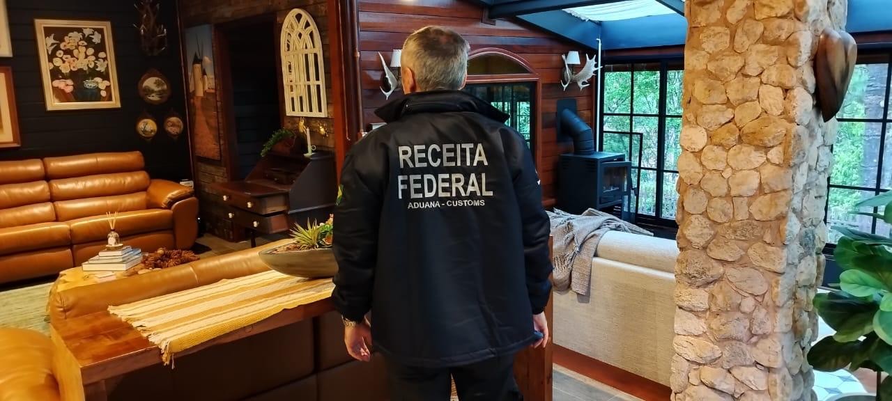 Operação contra esquema do PCC no setor de combustíveis faz buscas em Campos do Jordão