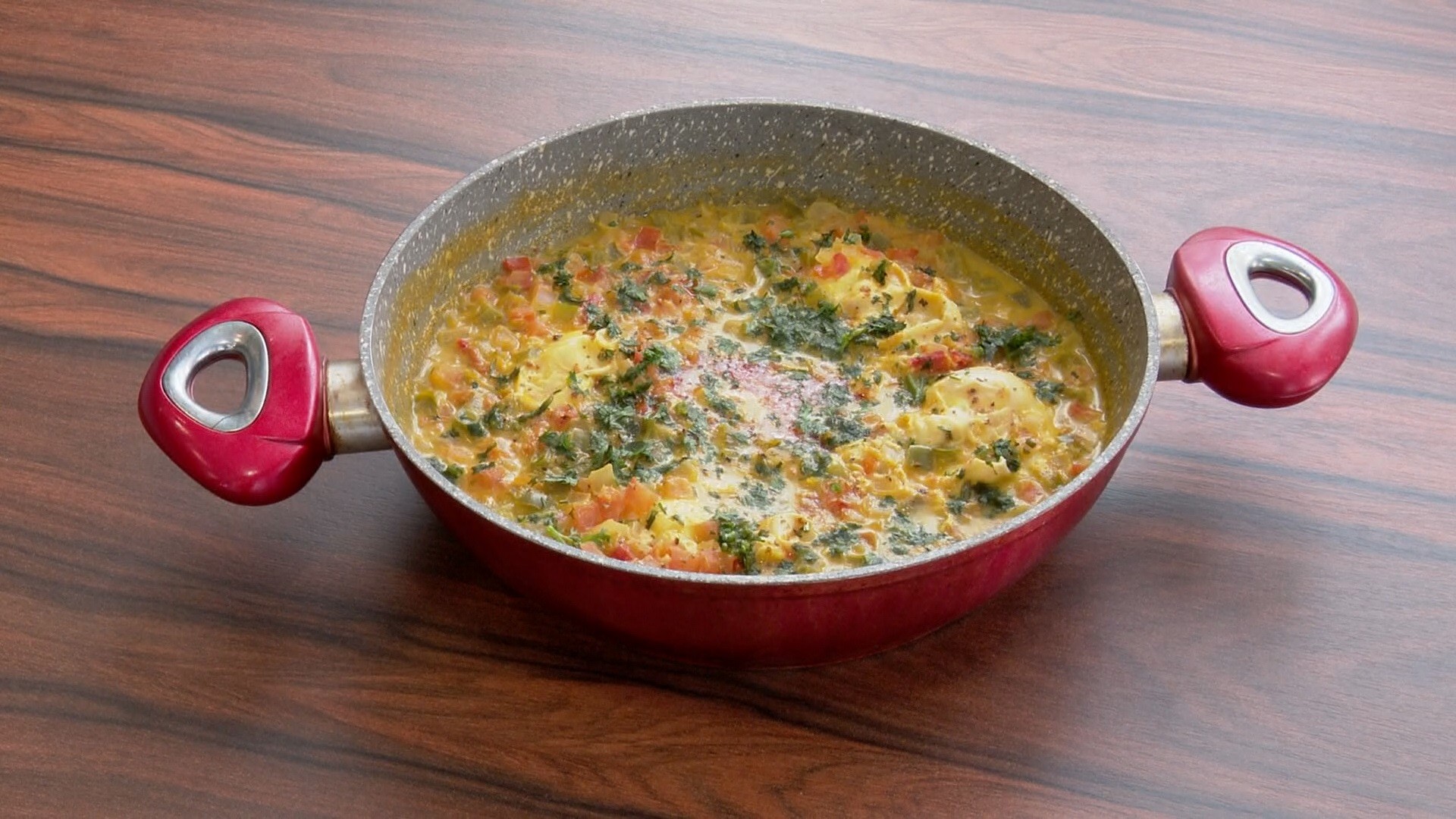 Moqueca de ovos: aprenda a preparar uma versão vegetariana do prato