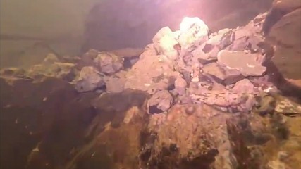 Imagens submersas mapeiam destroços para localizar vítimas da queda da ponte