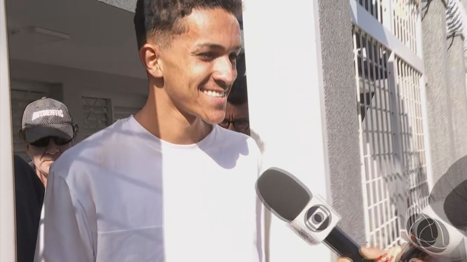 Morte lenta e agonizante, deboche e ostentação do crime: o que diz decisão que condenou jovem por matar mulher e enterrar corpo no quintal em Barretos, SP