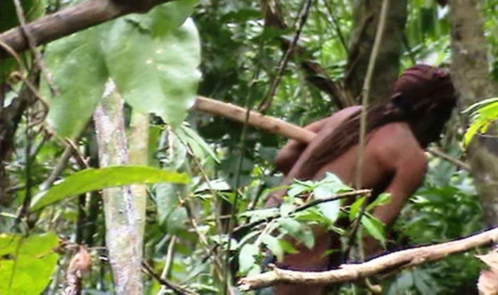 Índio da tribo Tanaru vive isolado há 22 anos.  — Foto: Reprodução/Funai