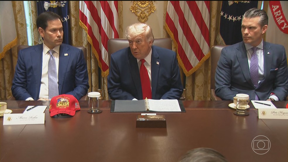 Trump ameaça atacar Omã, nação aliada dos EUA — Foto: Jornal Nacional/ Reprodução