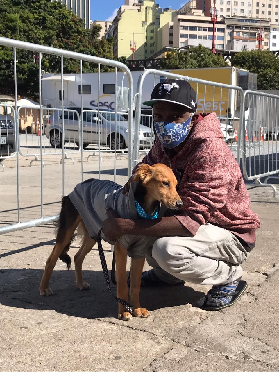Lei de BH garante espaços para animais de estimação em abrigos para pessoas em situação de rua 