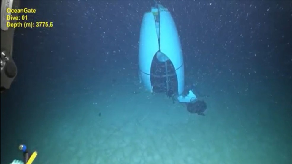 Carcaça do submarino Titan encontrada durante investigação sobre implosão. Imagem foi revelada em 16 de setembro de 2024. — Foto: Guarda Costeira da Marinha dos EUA