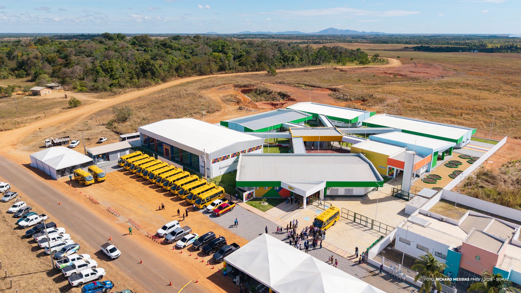Prefeitura inaugura primeira escola de tempo integral na zona rural de Boa Vista