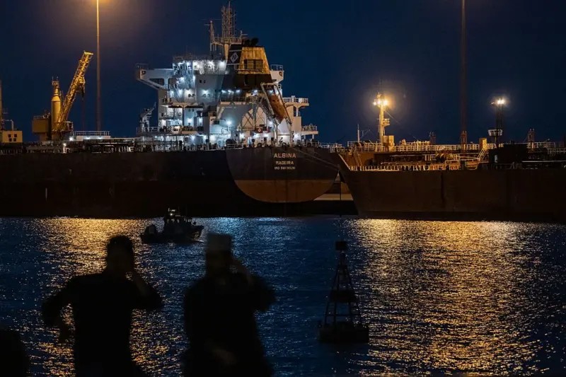 Como o Irã usa o Estreito de Ormuz com arma de guerrilha econômica global