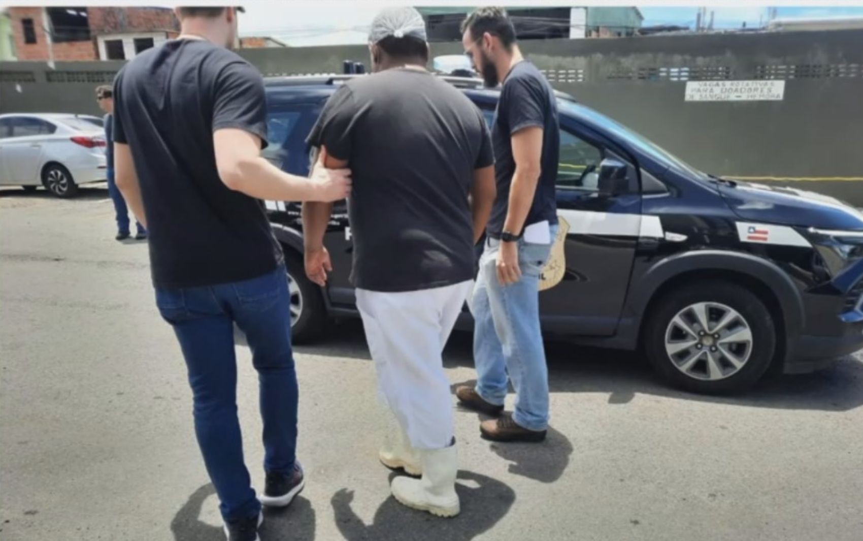 Jovem é preso na BA suspeito de divulgar cenas de sexo envolvendo diversas mulheres em site pornográfico de alcance internacional