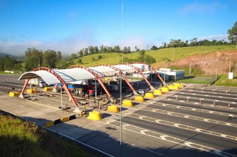 Governo encerra concessão da BR-393 e retoma controle da rodovia