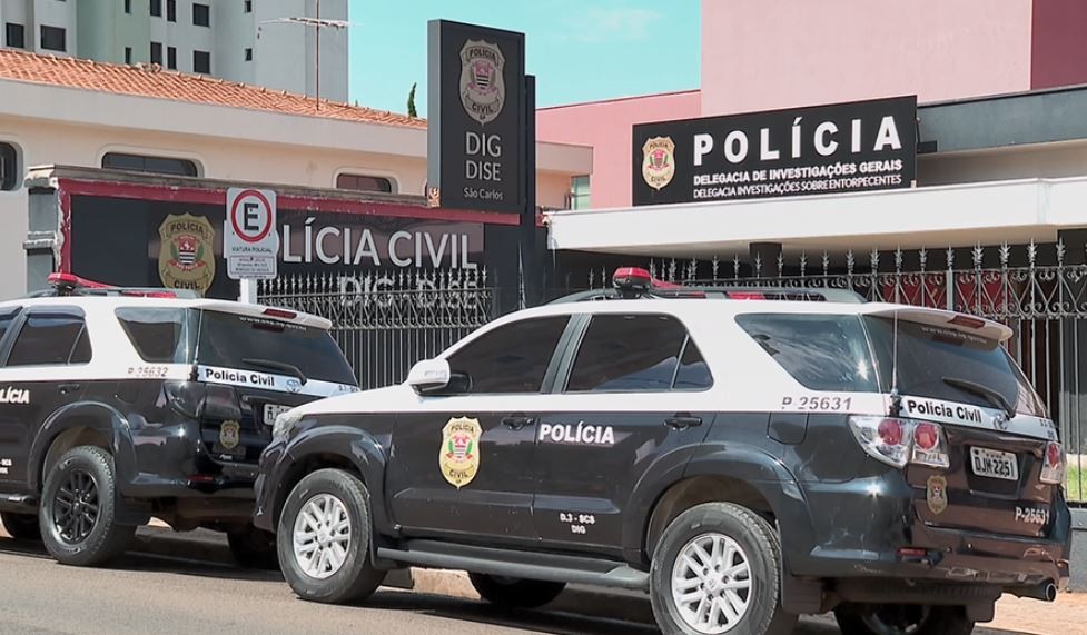 Homem suspeito de tentar matar outro é morto após apontar arma para PMs em São Carlos