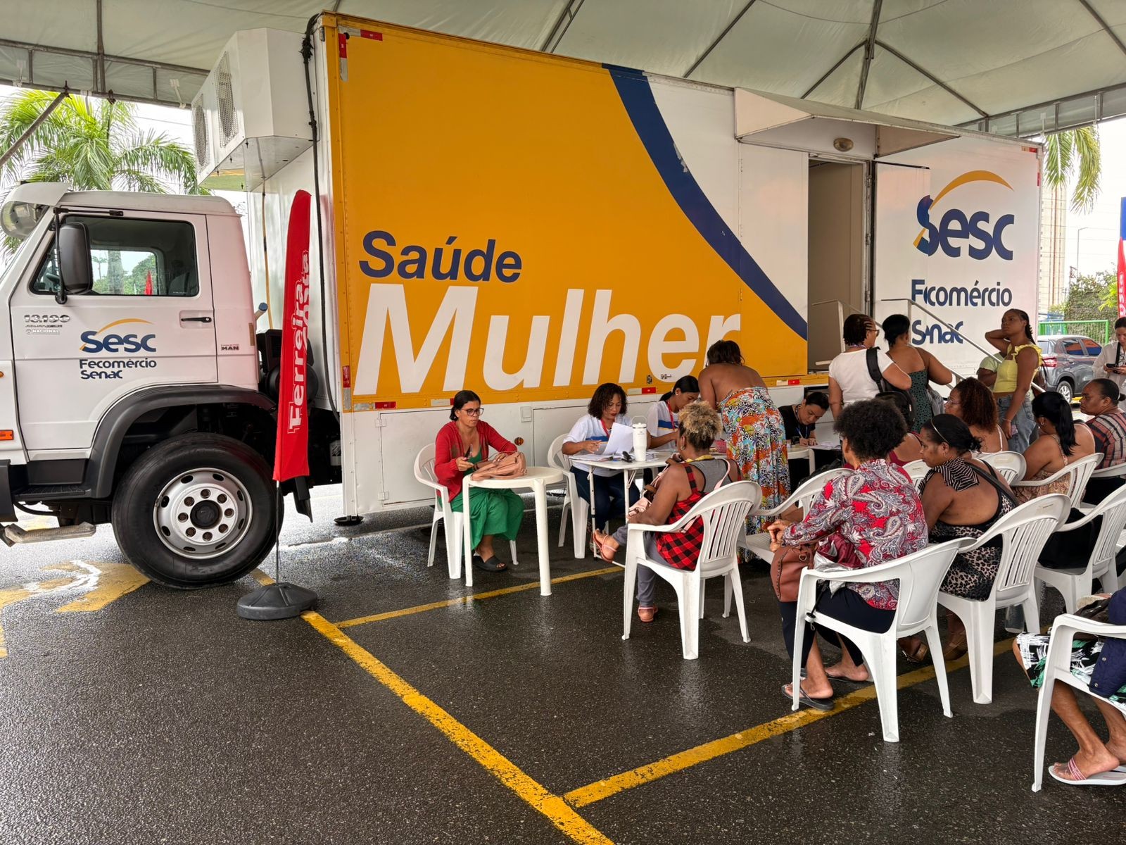 Outubro Rosa: mulheres podem fazer mamografia e preventivo de graça em Salvador