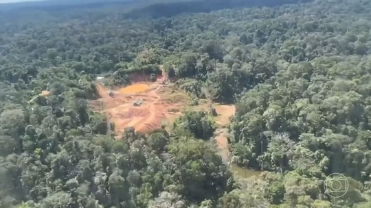 PF descobre garimpo ilegal subterrâneo no Amazonas e resgata mais de 70 pessoas em situação semelhante à escravidão - Programa: Jornal Nacional 