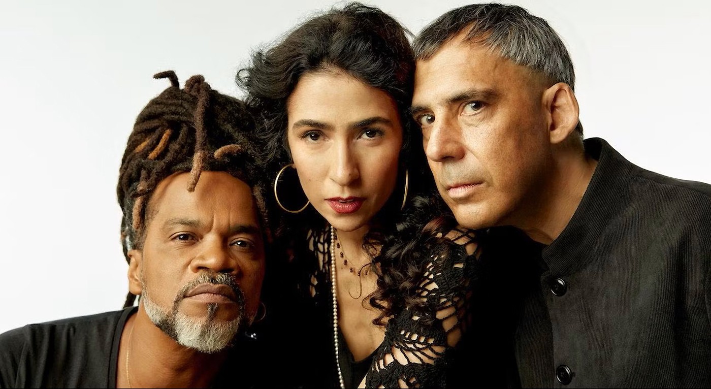 Tribalistas e Ana Carolina têm sucessos revividos em álbum que Laura Pausini lançará em fevereiro com regravações 