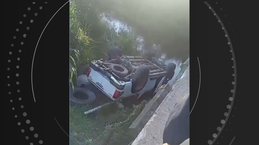 Empresário e funcionário morrem após caminhonete cair de ponte no Espírito santo — Foto: Reprodução/Redes Sociais