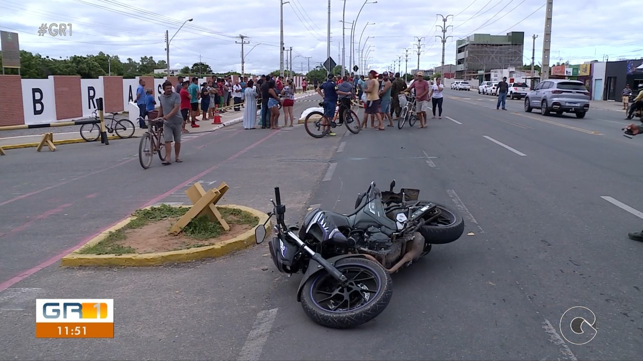 Homem morre em acidente de trânsito na Avenida Cardoso de Sá, em Petrolina