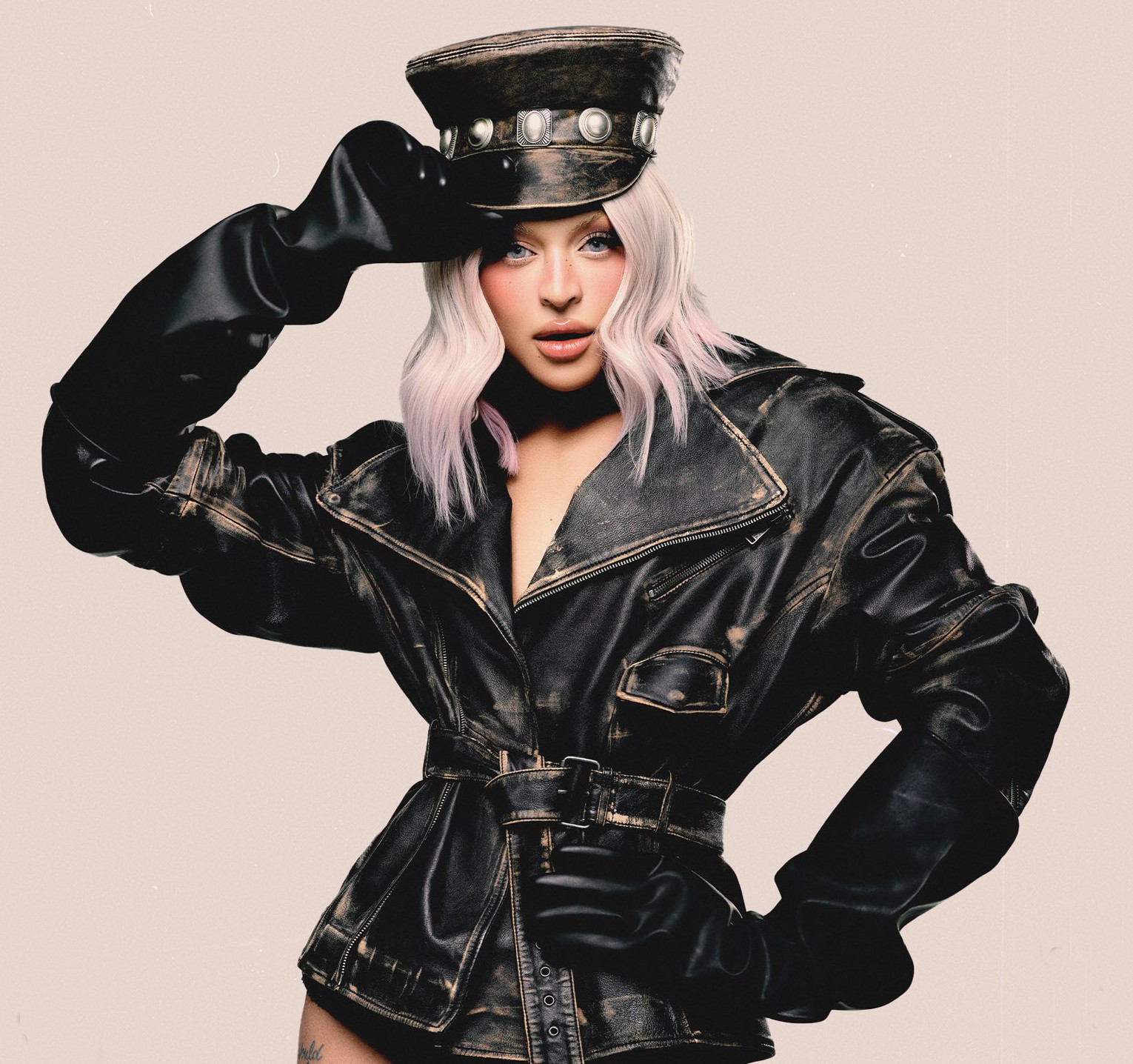 Pabllo Vittar faz feat com o grupo sul-coreano de k-pop NMIXX em