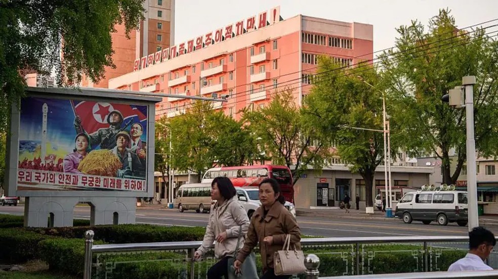 Isolada do restante do mundo, a ditadura norte-coreana depende fortemente da China e da Rússia. — Foto: AFP via Getty Images