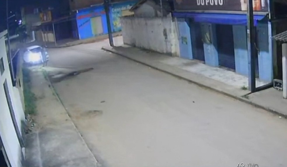 Mulher grávida de 5 meses é atropelada por carro no extremo sul da Bahia — Foto: Reprodução/Redes Sociais