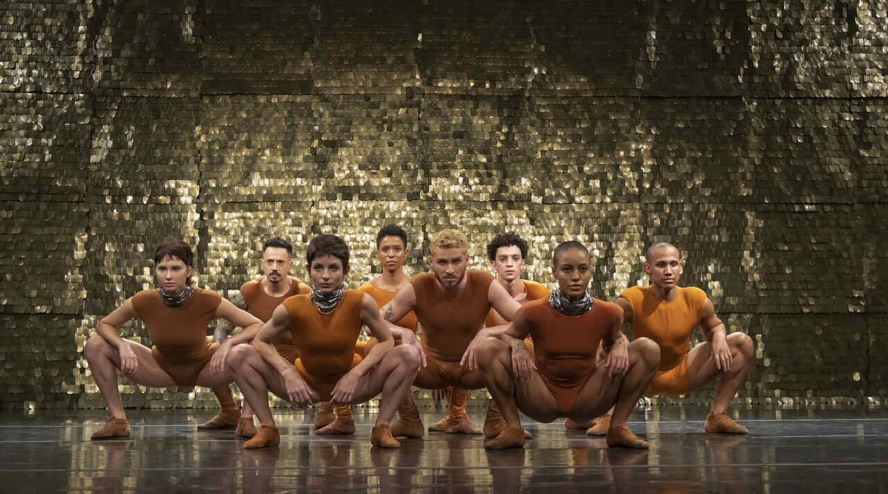 50 anos do Grupo Corpo: a dança brasileira que nasceu em casa e conquistou o mundo