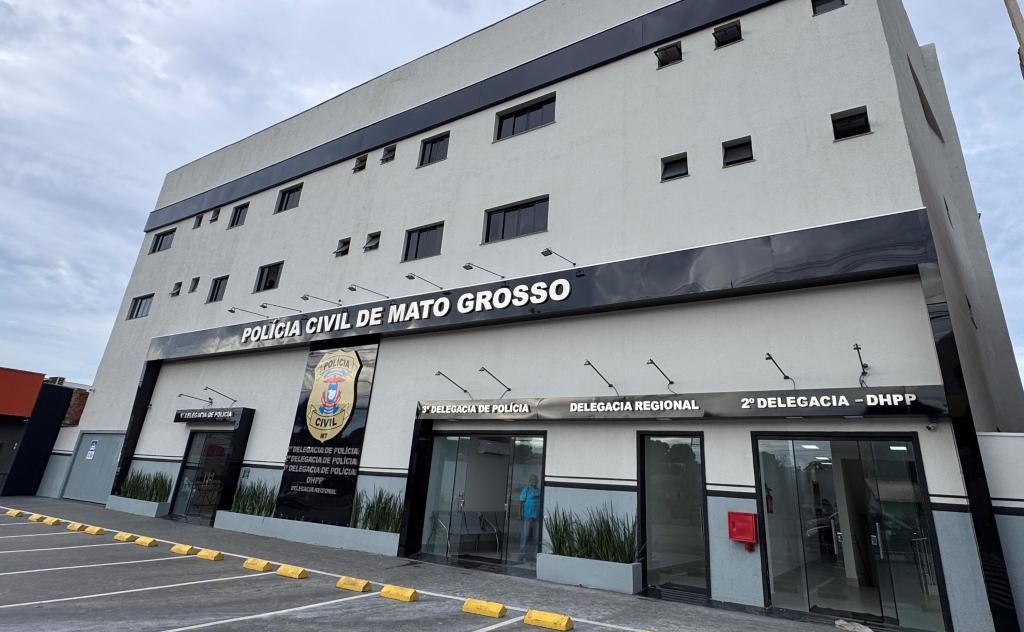 Homem sofre tentativa de homicídio de parentes e é preso após chamar polícia em MT 