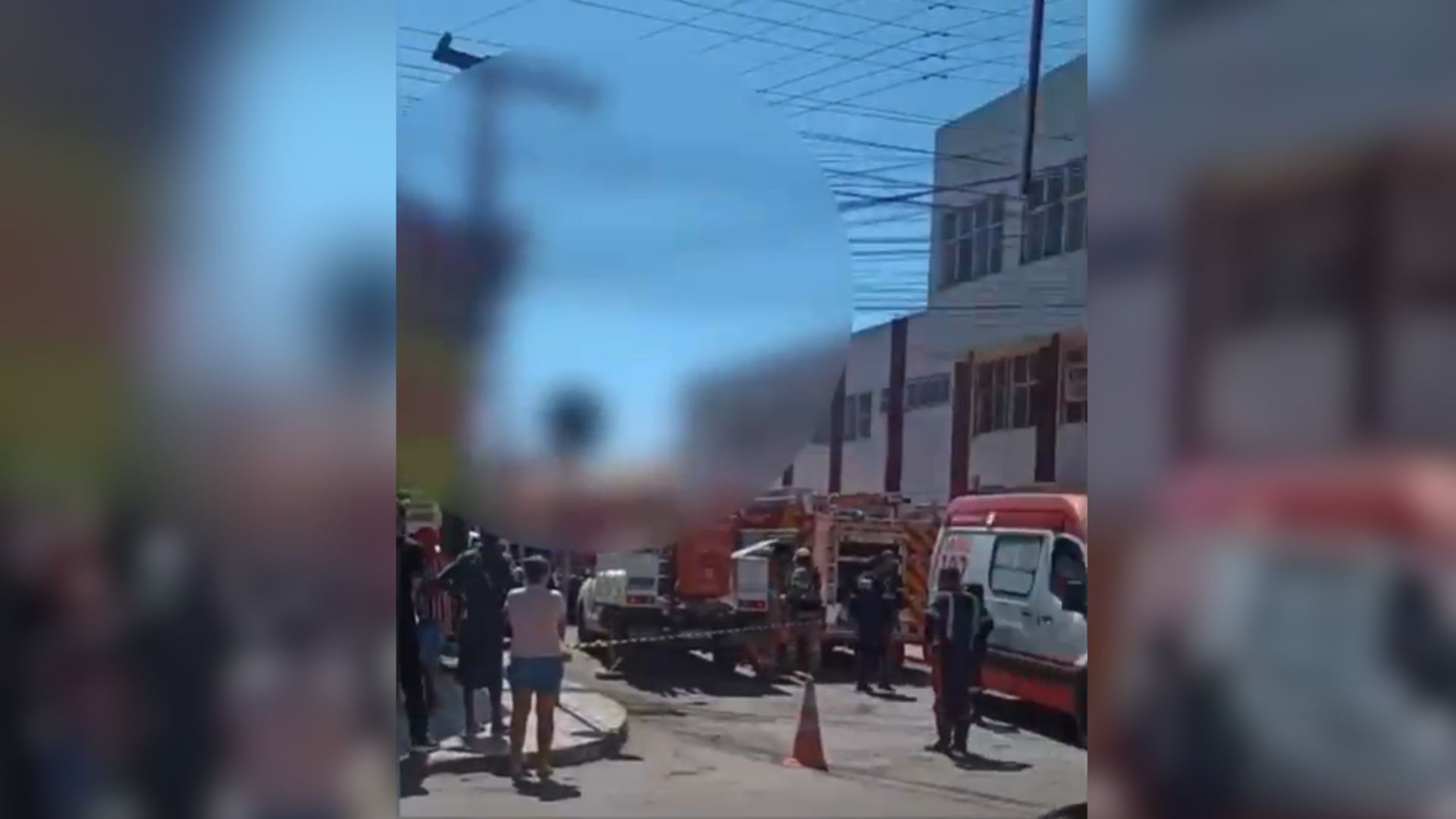 Homem morre após levar choque em poste em Goiás; imagem forte