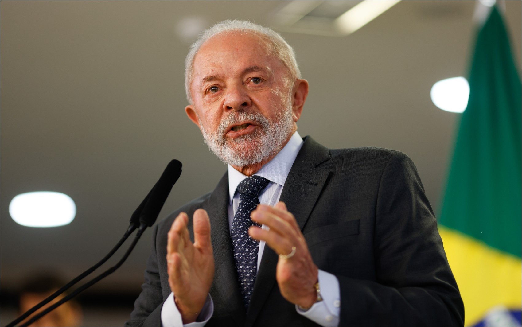 Datafolha: 28% avaliam governo Lula como ótimo ou bom e 40% como ruim ou péssimo
