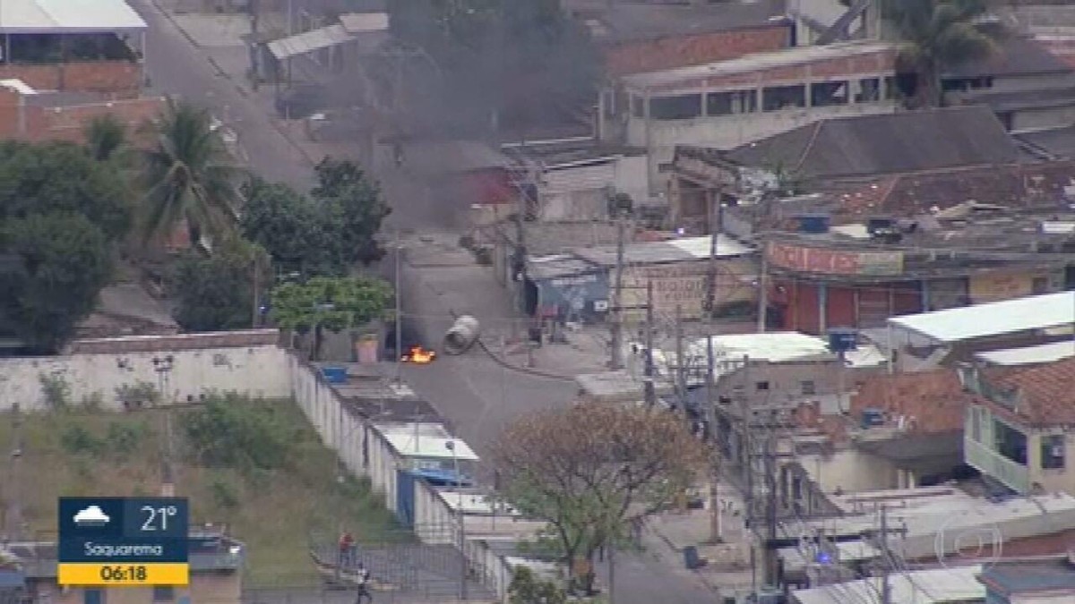 Forçatarefa da PM realiza operação na Vila Kennedy, Vila Aliança e em Senador Camará Rio de