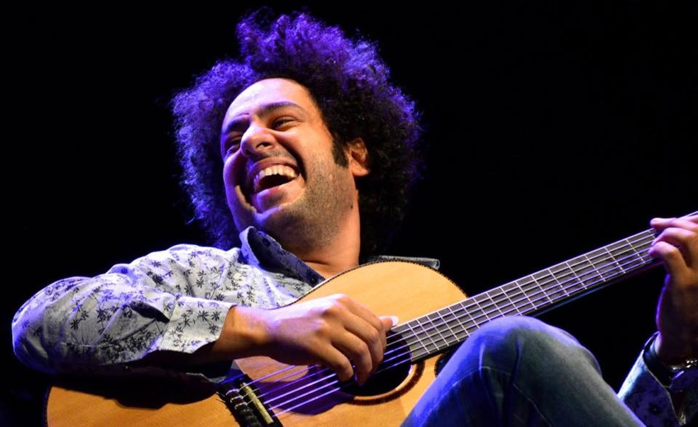 Diego Figueiredo, violonista e guitarrista indicado ao Grammy, apresenta show gratuito no Parque Vicentina Aranha em São José — Foto: Divulgação
