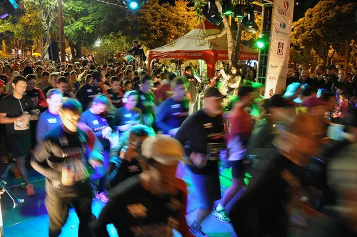 Corrida da Fogueira interdita trânsito no Centro de Juiz de Fora neste sábado; veja alterações