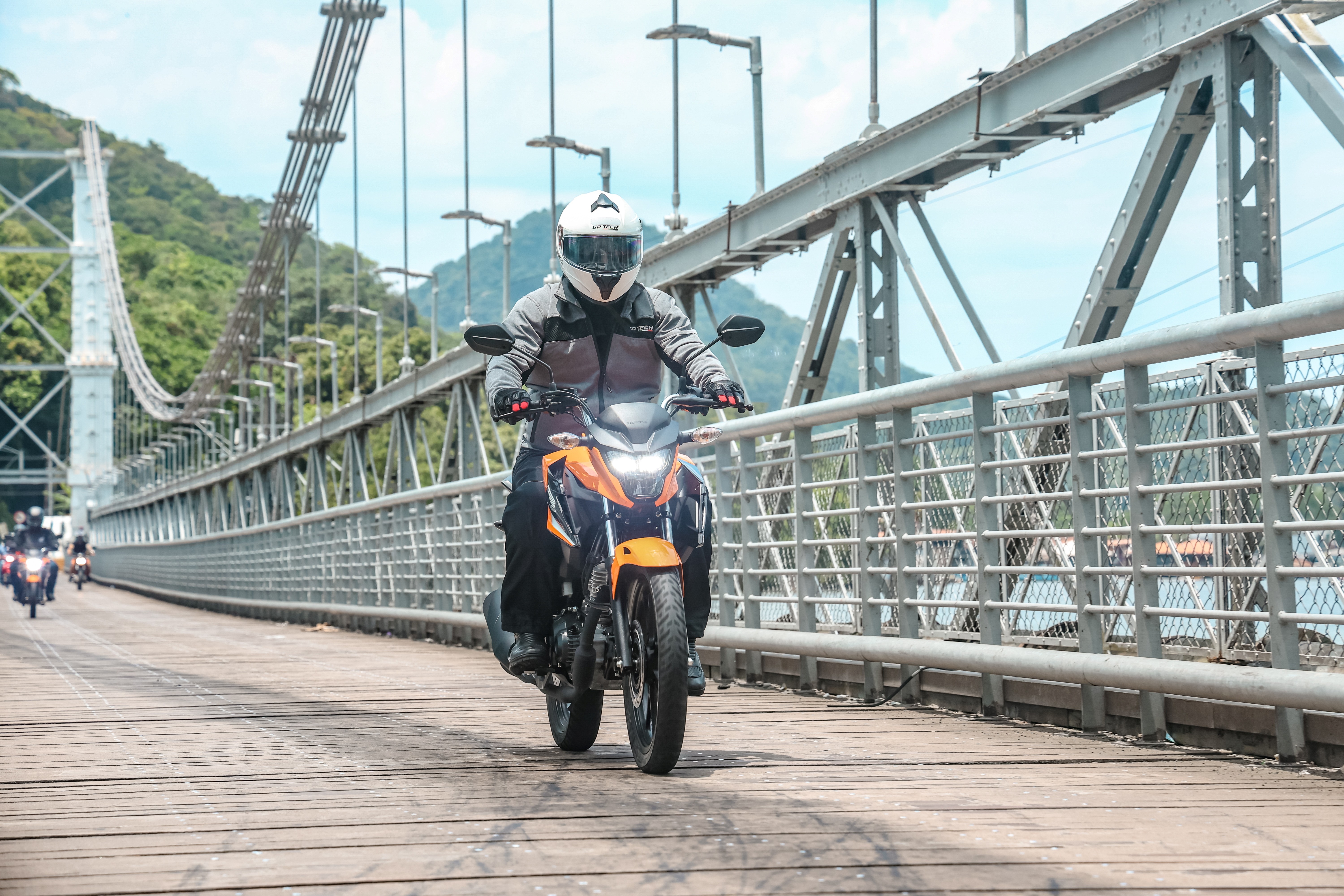 "As 10 Motos Novas Mais Vendidas no Brasil em Fevereiro de 2025"