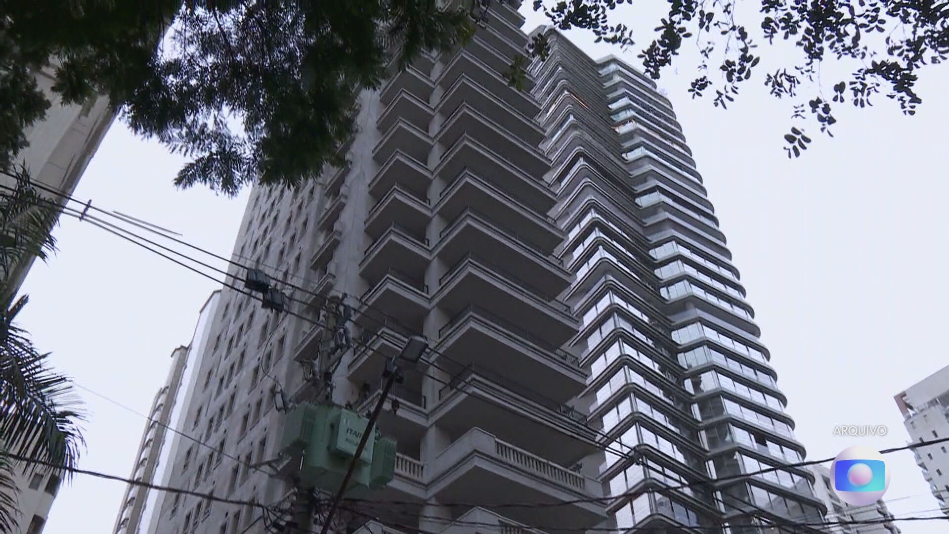 Após liberar retomada de obras, Justiça autoriza comercialização de apartamentos em prédio erguido sem alvará no Itaim Bibi, em SP