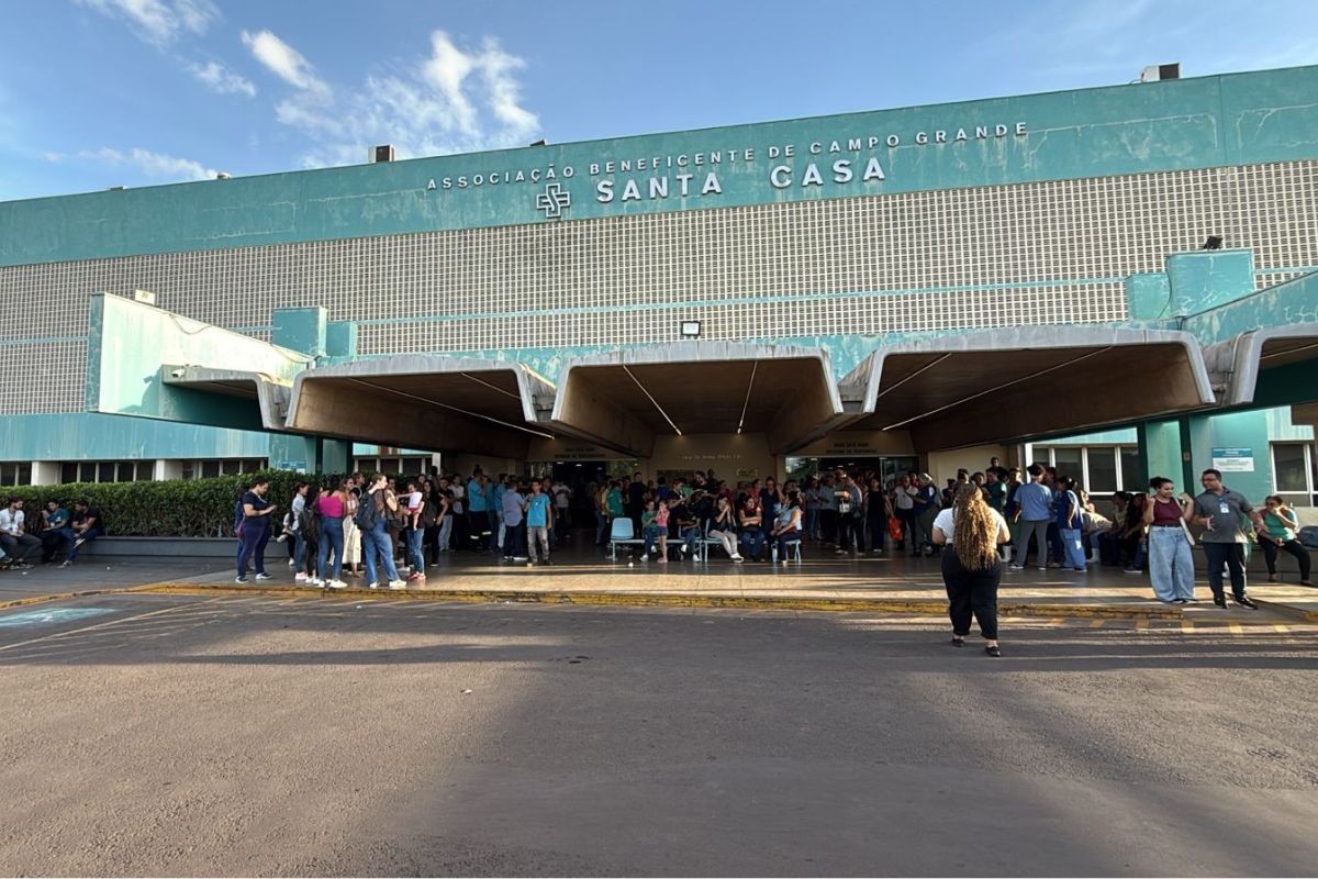 Fim da greve: Justiça determina pagamento do 13º a trabalhadores Santa Casa de Campo Grande