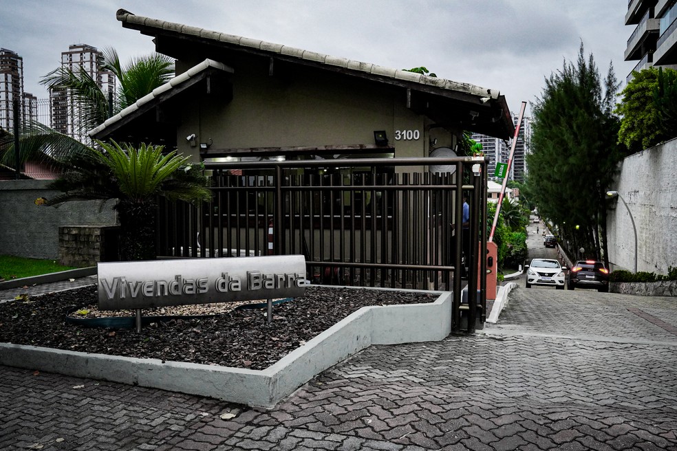 Condomínio onde Ronnie Lessa tem casa e ponto de encontro com Élcio de Queiroz, antes da dupla cometer o assassinato — Foto: Stephanie Rodrigues/g1