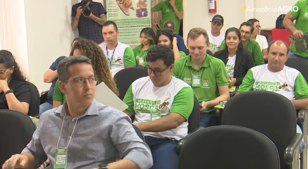 Servidores e produtores são capacitados para combater praga — Foto: Reprodução/Rede Amazônica Acre