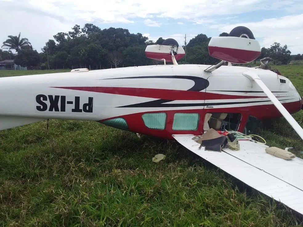 Avião caiu na região de Itapaiuna, em Juara, a 690 km de Cuiabá — Foto: Cedida