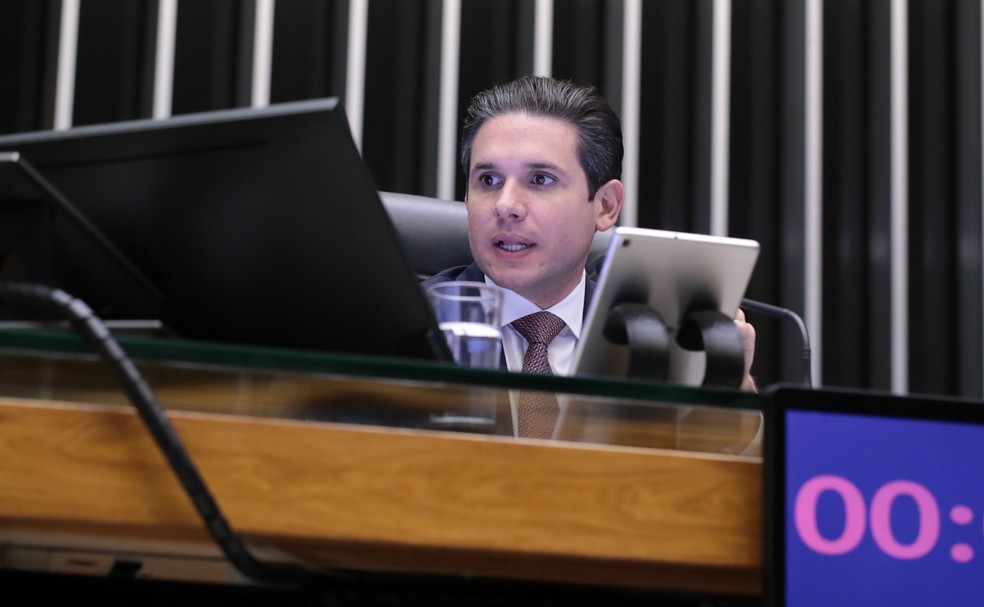 Hugo Motta durante sessão de votação da urgência do projeto de anistia — Foto: Bruno Spada/Câmara dos Deputados