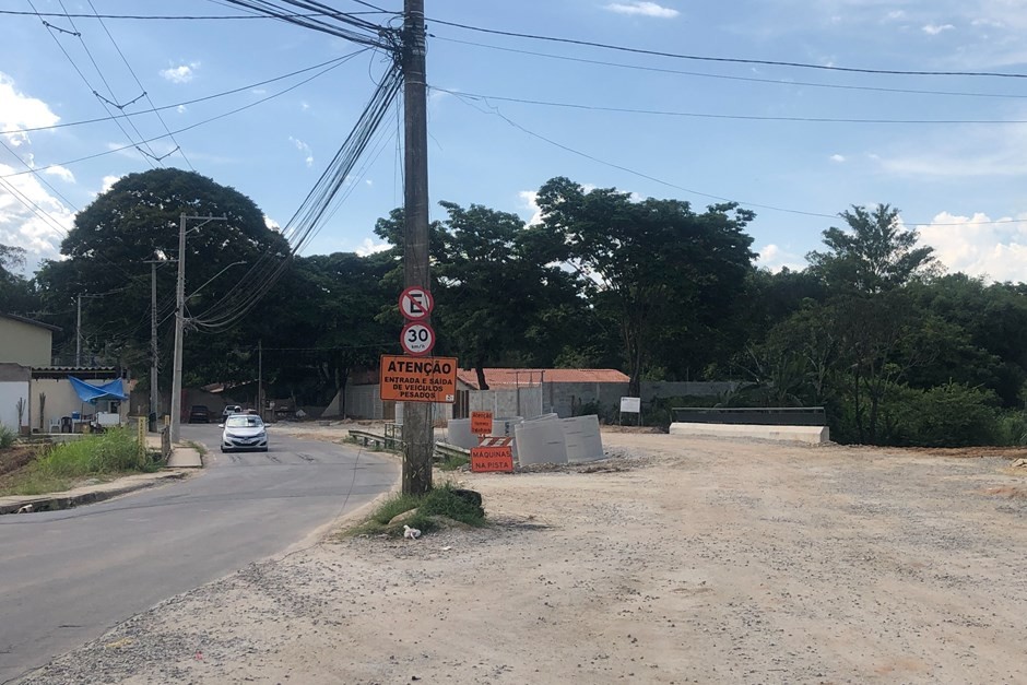 Prefeitura altera trânsito de avenidas a partir desta segunda-feira (27) em São José; veja os locais