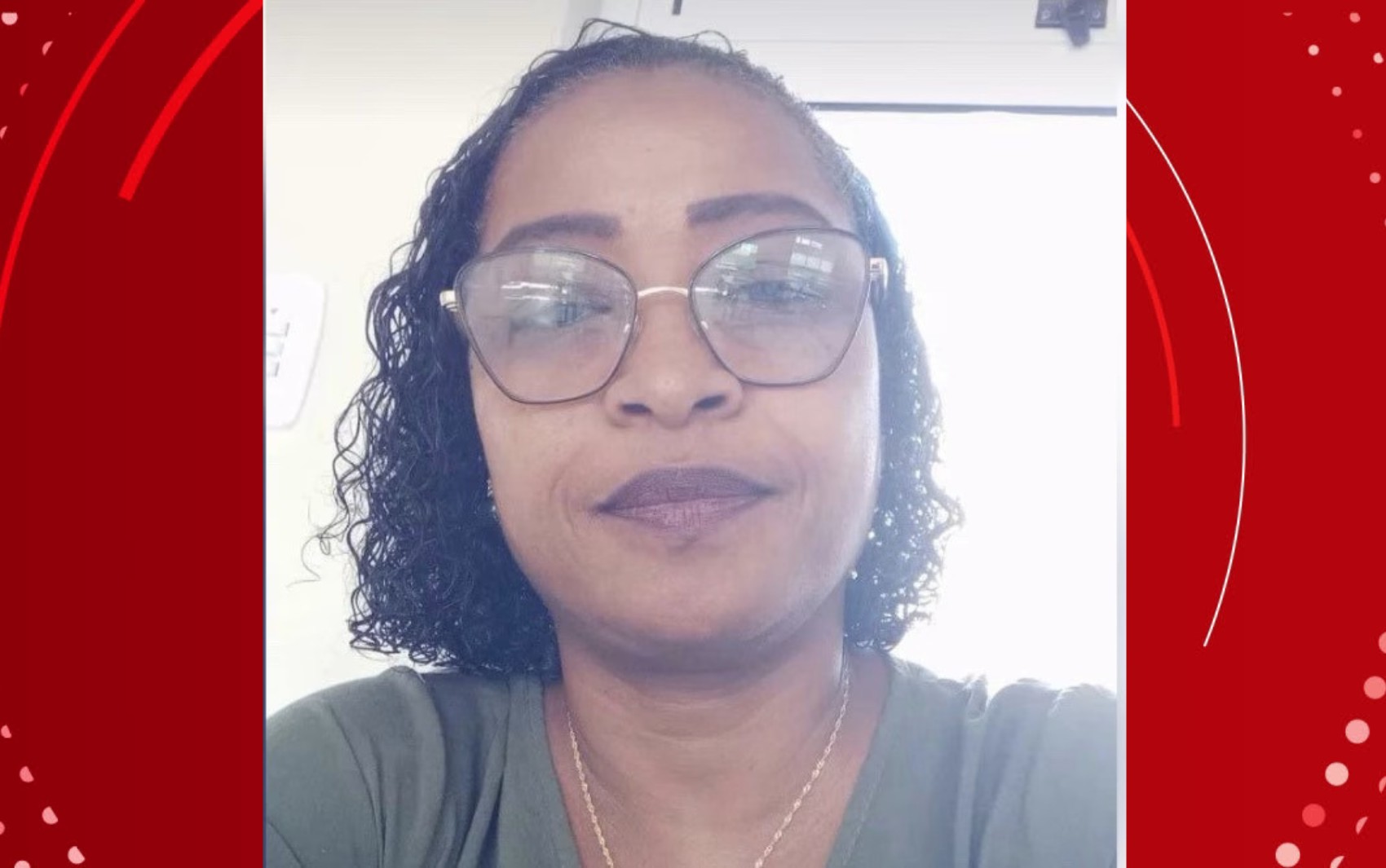 Professora é vítima de feminicídio dentro da própria casa na Bahia